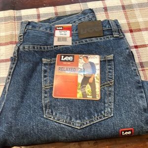 NWT LEE relaxed fit jean